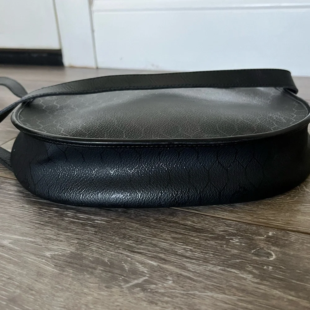 Christian Dior Honeycomb Shoulder Bag - Picture 12 of 16